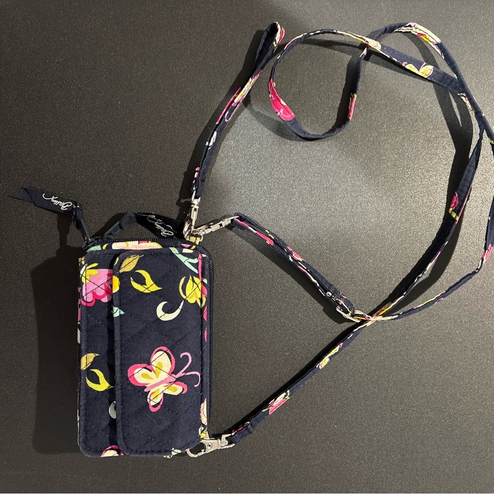 👜 Quilted Flower Print Zip Around Wallet Crossbody | Navy Floral